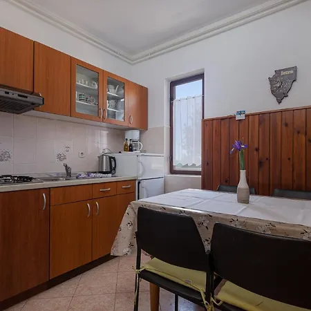 Apartment Darko *